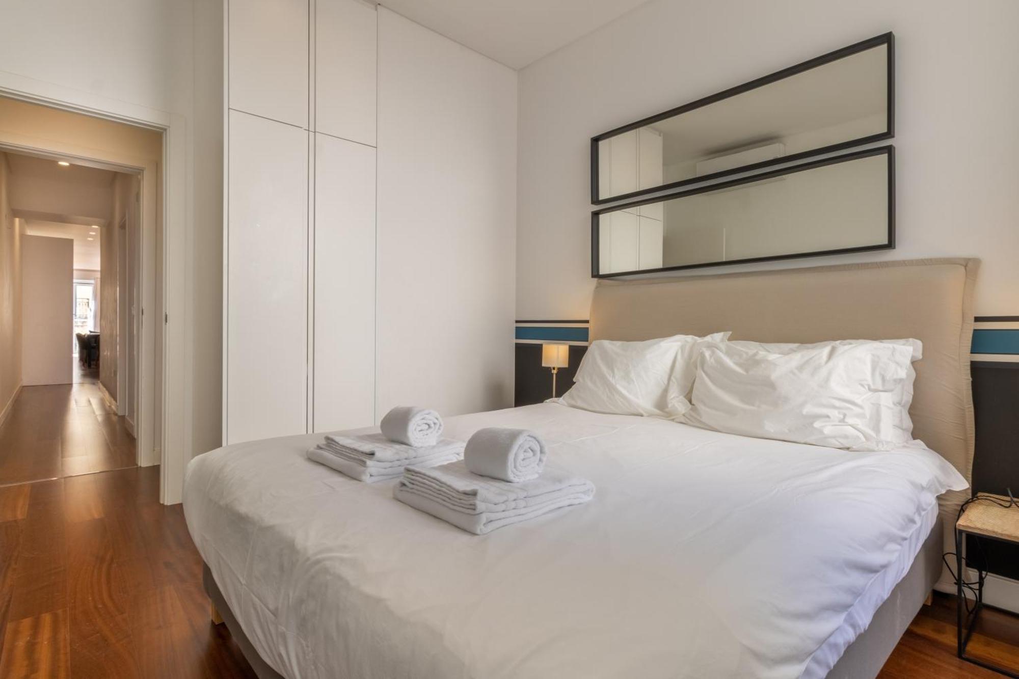 Modern 3Br, Terrace, Ac/Heating & Self Check-In Apartamento Lisboa Exterior foto