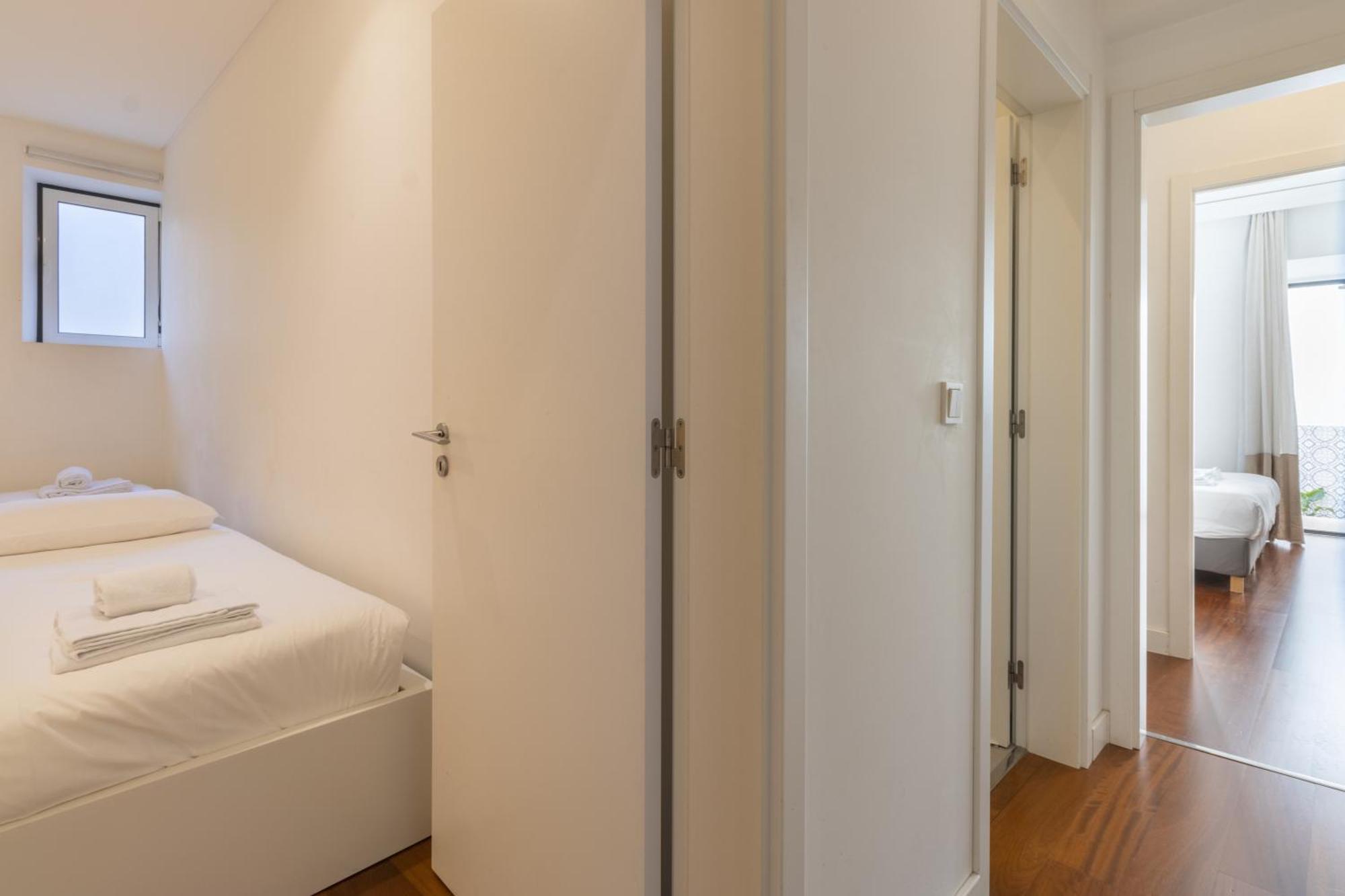 Modern 3Br, Terrace, Ac/Heating & Self Check-In Apartamento Lisboa Exterior foto