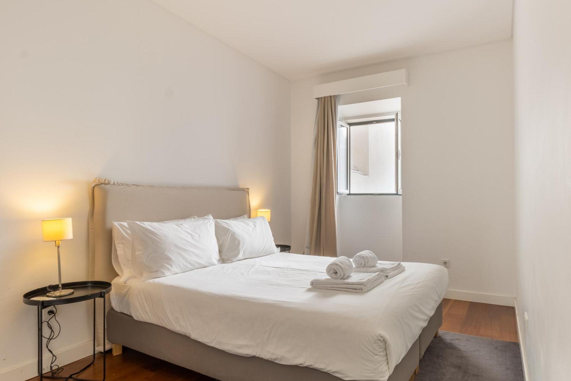 Modern 3Br, Terrace, Ac/Heating & Self Check-In Apartamento Lisboa Exterior foto